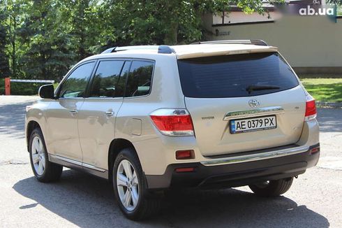 Toyota Highlander 2011 - фото 10