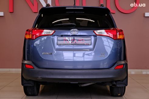 Toyota RAV4 2013 серый - фото 6