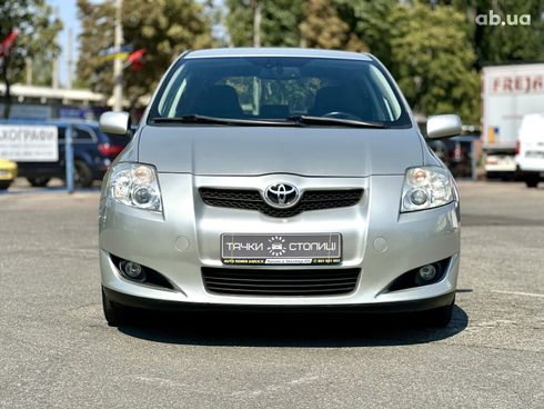 Toyota Auris 2007 серый - фото 2