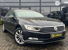 Продаж вживаних Volkswagen Passat 2016 року - купити на Автобазарі