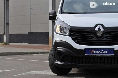 Renault Trafic 2017 - фото 11