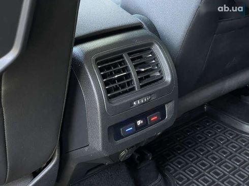 Volkswagen Touran 2020 - фото 30