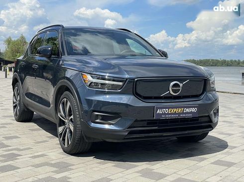 Volvo XC40 2021 - фото 27