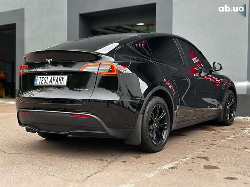 Tesla Model Y 2021 - фото 10
