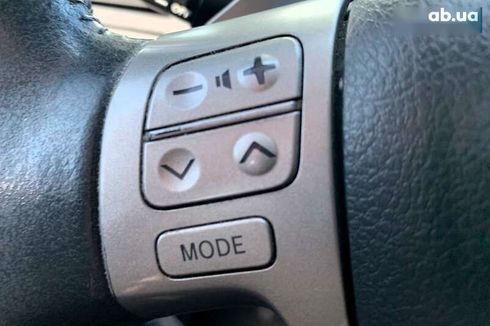Toyota Auris 2007 - фото 16
