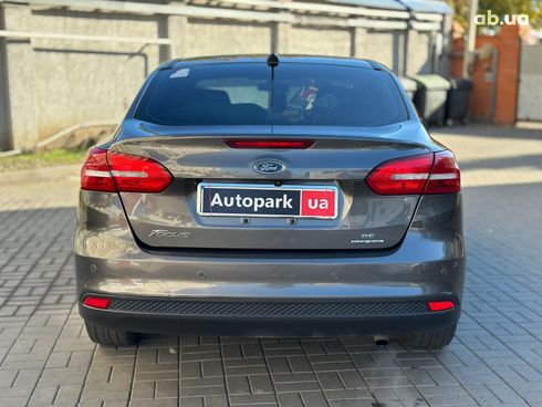 Ford Focus 2016 серый - фото 5