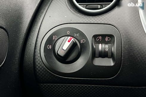 SEAT Altea 2011 - фото 17