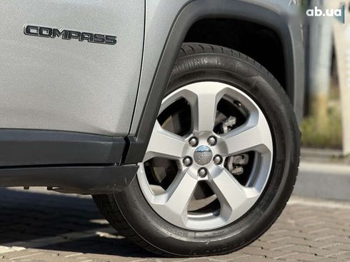 Jeep Compass 2021 - фото 10