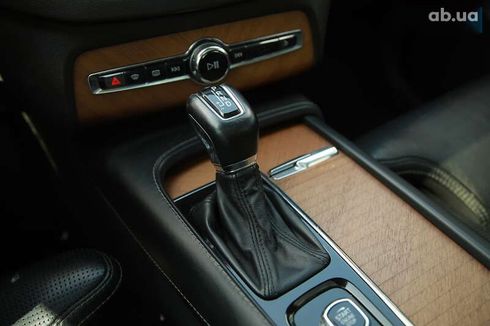 Volvo XC90 2018 - фото 20