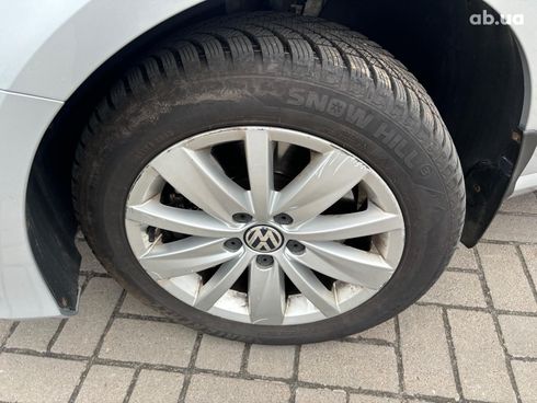 Volkswagen Passat 2012 серый - фото 9