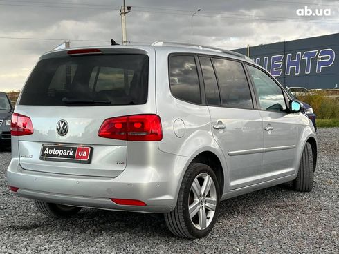 Volkswagen Touran 2012 серый - фото 7