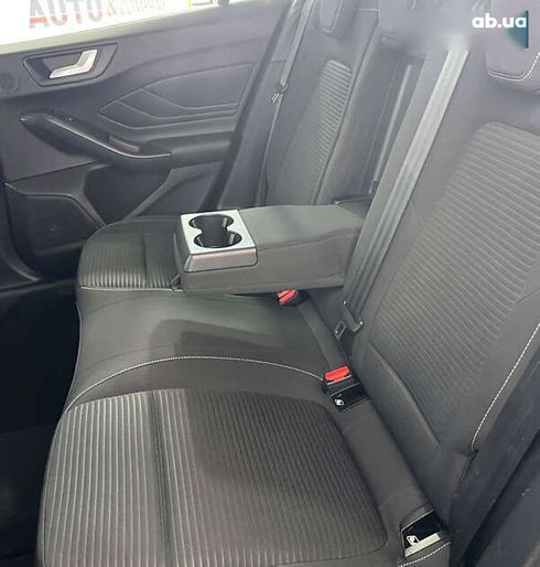 Ford Focus 2018 - фото 19
