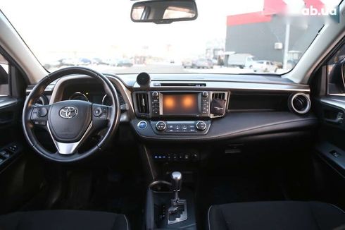 Toyota RAV4 2016 - фото 14