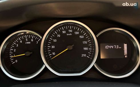 Renault Sandero 2020 - фото 19