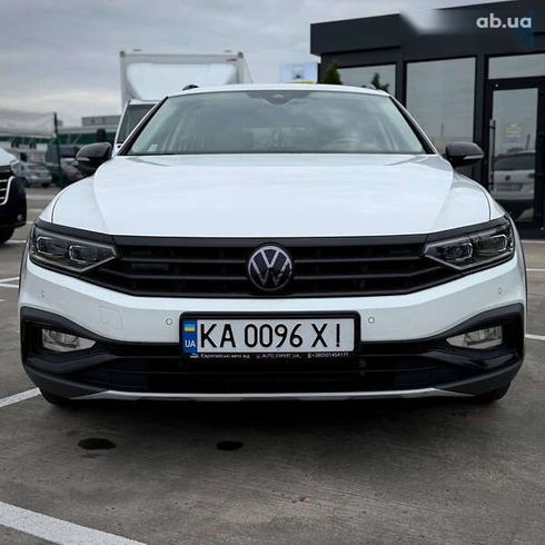Volkswagen passat alltrack 2021 - фото 8