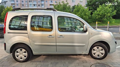 Renault Kangoo 2012 серебристый - фото 3