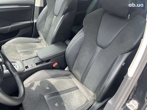 Skoda Octavia 2020 - фото 16