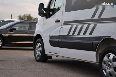 Renault Master 2017 - фото 26
