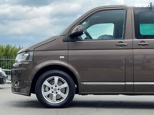 Volkswagen Multivan 2013 - фото 12