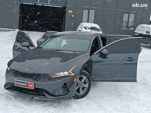 Kia K5 2020 серый - фото 45