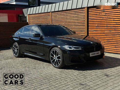 BMW 5 серия 2022 - фото 9