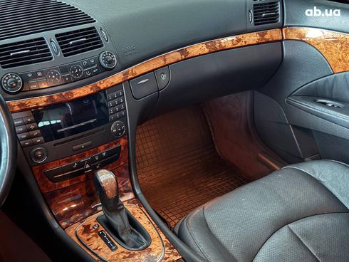 Mercedes-Benz E-Класс 2004 серый - фото 57