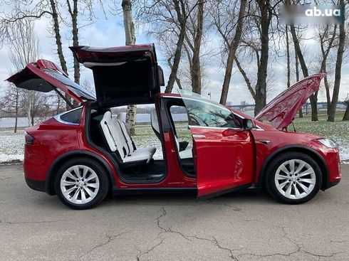 Tesla Model X 2019 - фото 9