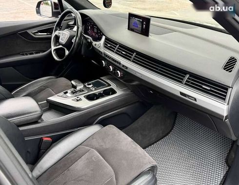 Audi Q7 2016 - фото 27