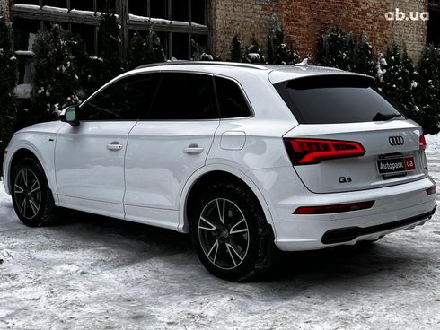 Audi Q5 2019 белый - фото 44
