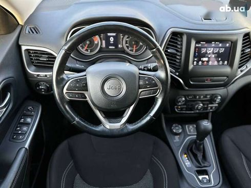 Jeep Cherokee 2018 - фото 21