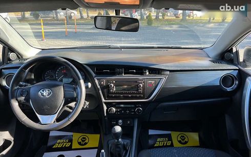 Toyota Auris 2014 - фото 13