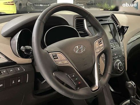 Hyundai Grand Santa Fe 2015 - фото 22