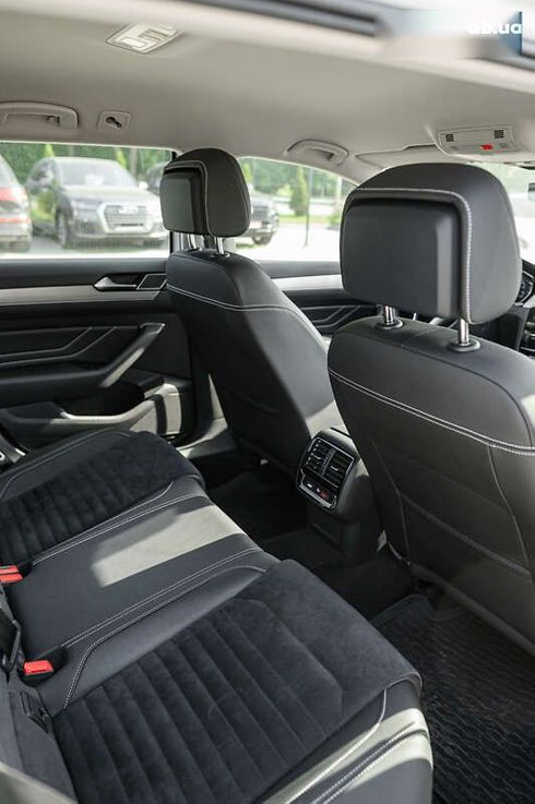Volkswagen Passat 2020 - фото 16