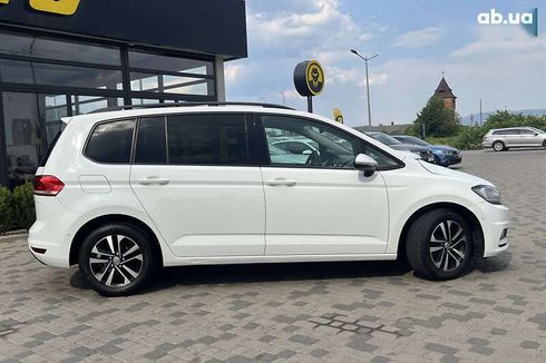 Volkswagen Touran 2019 - фото 8