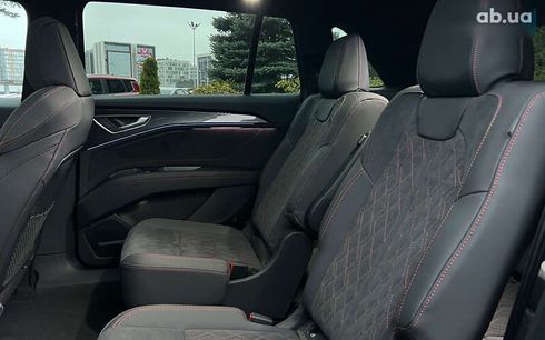Audi Q5 e-tron 2022 - фото 25