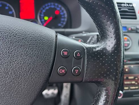 Volkswagen Touran 2009 белый - фото 23