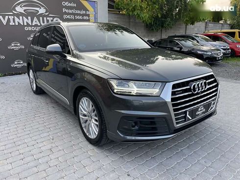 Audi Q7 2018 - фото 10