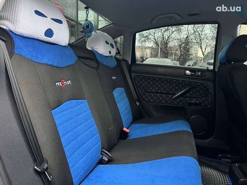 Volkswagen Passat 2001 - фото 17