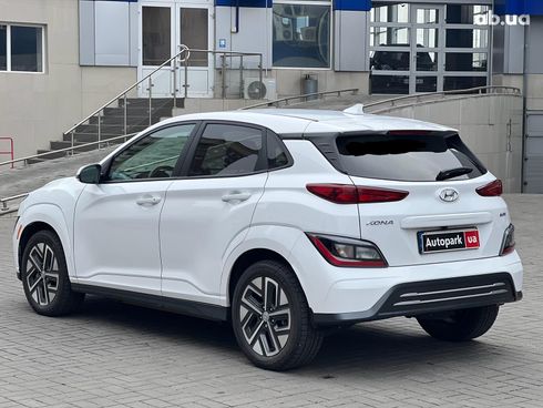 Hyundai Kona 2022 белый - фото 10