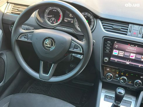 Skoda octavia a7 2019 белый - фото 20
