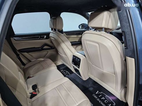 Porsche Cayenne 2018 - фото 15