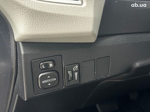 Toyota Corolla 2016 серый - фото 12