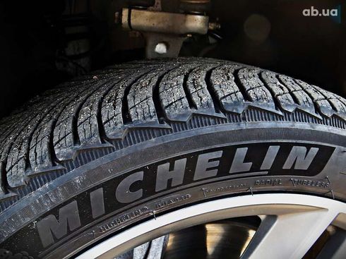 Audi Q7 2016 - фото 15