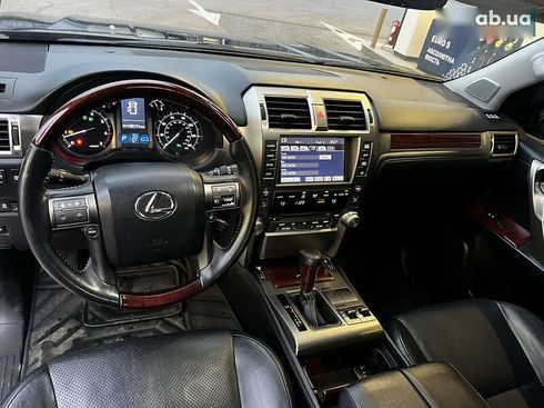 Lexus GX 2013 - фото 27