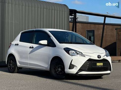 Toyota Yaris 2018 - фото 9