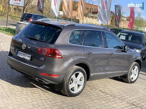 Volkswagen Touareg 2011 - фото 16
