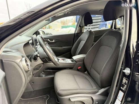 Hyundai Kona Electric 2021 - фото 8