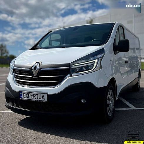 Renault Trafic 2021 - фото 7