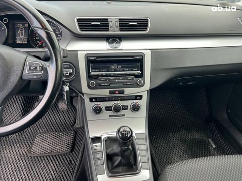 Volkswagen passat b7 2012 серый - фото 28