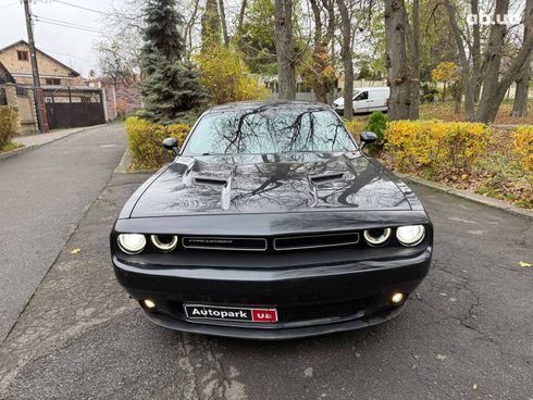 Dodge Challenger 2018 черный - фото 8